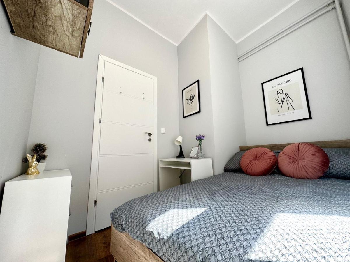 Mmrent Simplicity Room Гданск Екстериор снимка